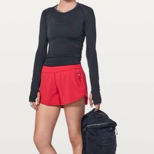 Lululemon Tracker V 4 inch